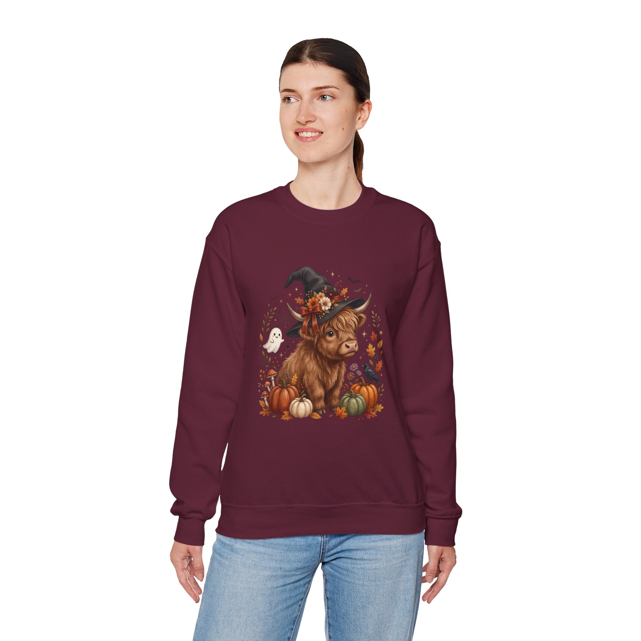 Halloween Highland Cow Sweatshirt – Cute Witch Hat & Pumpkins Fall Crewneck