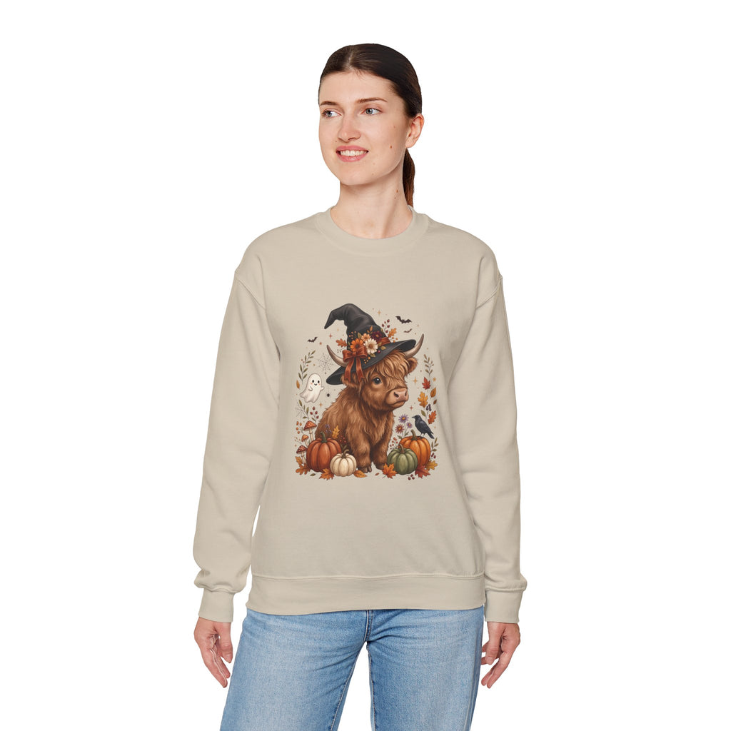 Halloween Highland Cow Sweatshirt – Cute Witch Hat & Pumpkins Fall Crewneck