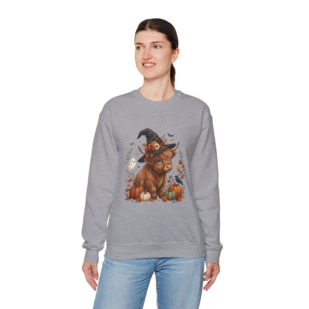 Halloween Highland Cow Sweatshirt – Cute Witch Hat & Pumpkins Fall Crewneck