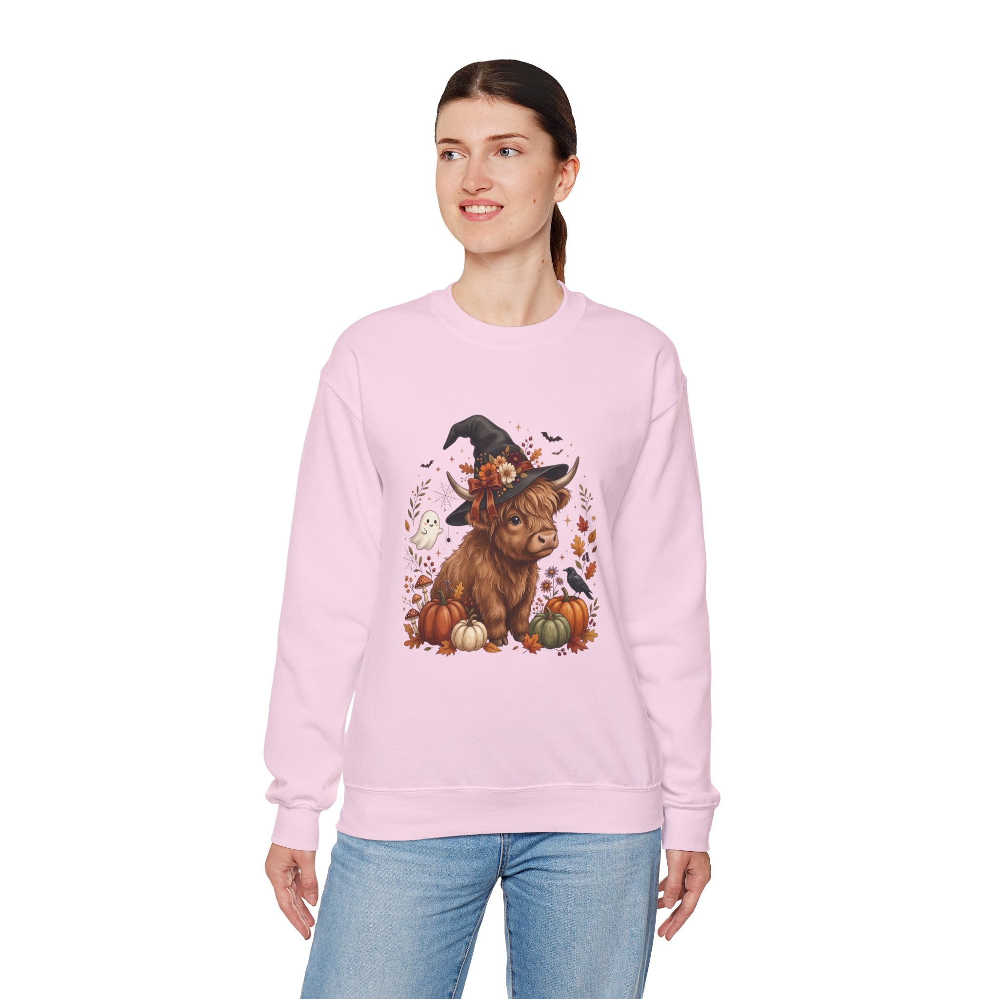 Halloween Highland Cow Sweatshirt – Cute Witch Hat & Pumpkins Fall Crewneck